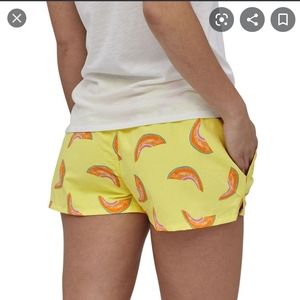 Patagonia women's baggies size small